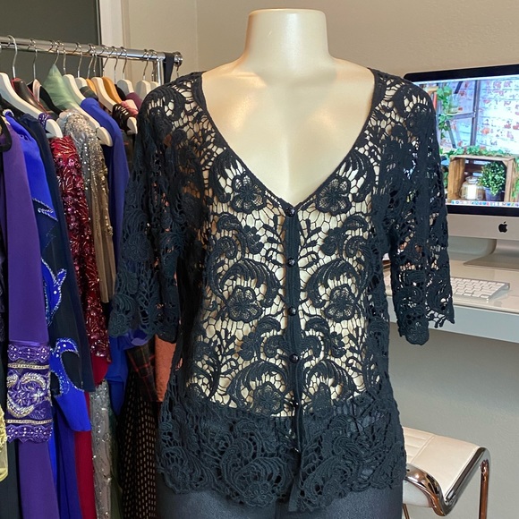 Zizyme Tops - ❗️5/$15❗️ BOUTIQUE• Corchet See Through